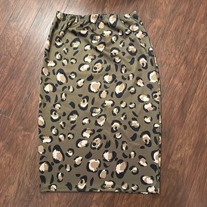 Nuggles skirt. 31 inch length.